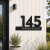 Husnummer med adress – Modern