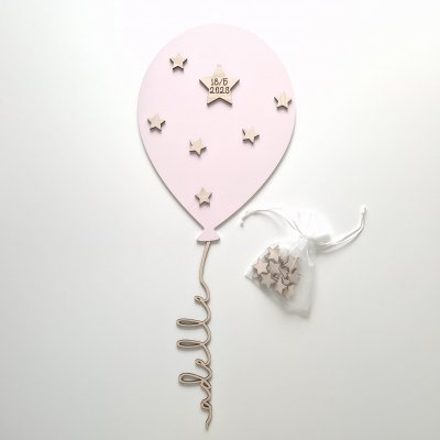 Födelsedagsballong i trä med namn & datum