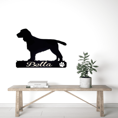 Hundtavla med namn - Text i trä