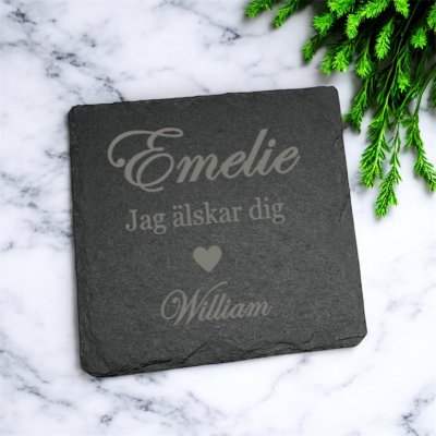 Skifferunderlägg med gravyr - Kärlek - 2-pack