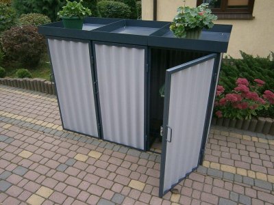 Sopskåp i korrugerad plåt